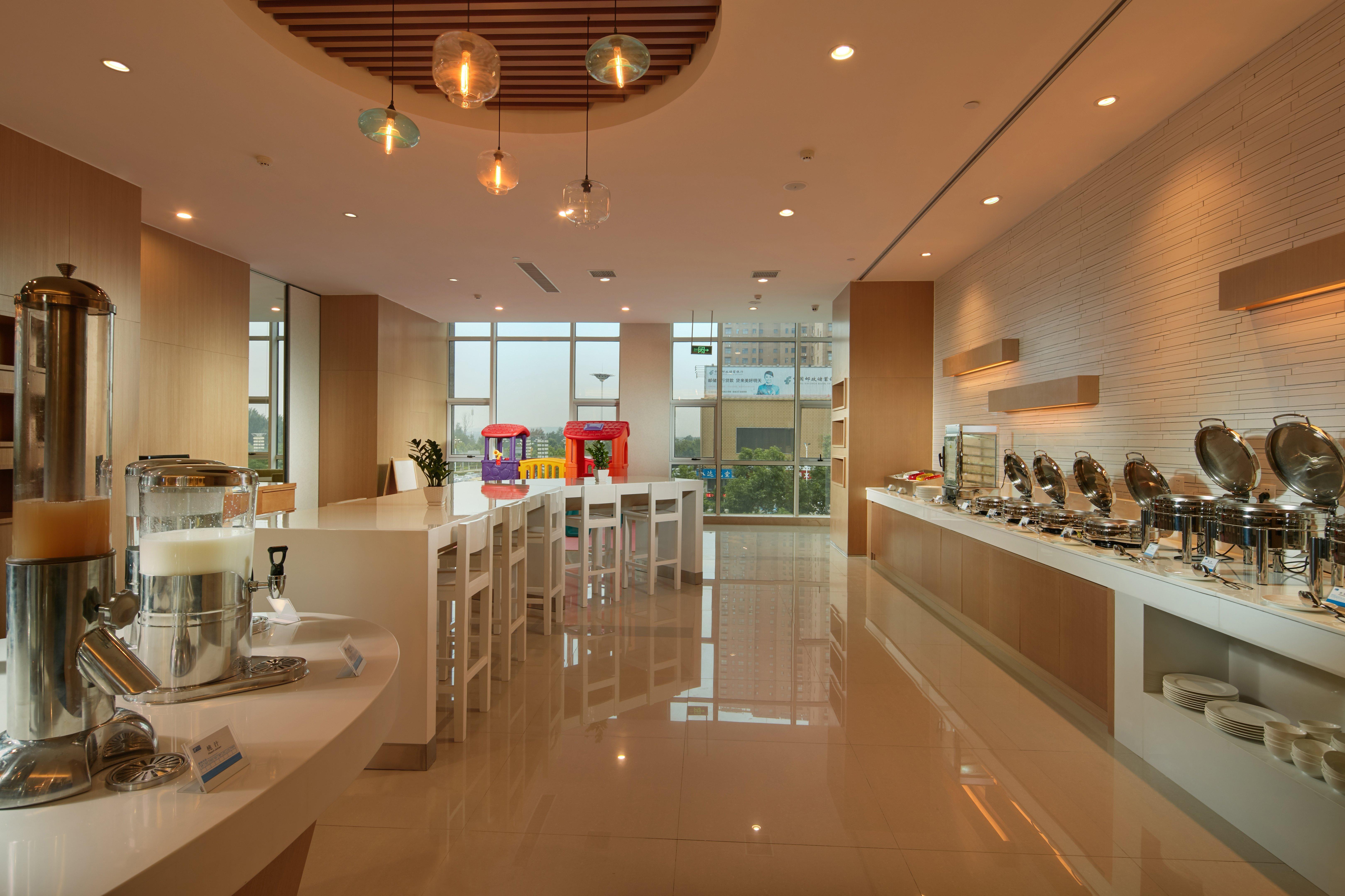 Holiday Inn Express Luoyang Yichuan By Ihg Zewnętrze zdjęcie